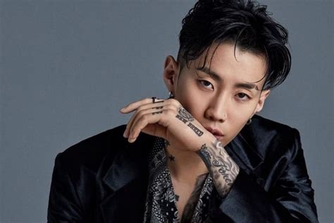 jay park 髮型|朴宰範Jay Park保養日常：自帶男神光！打造帥氣捲髮秘訣、男性。